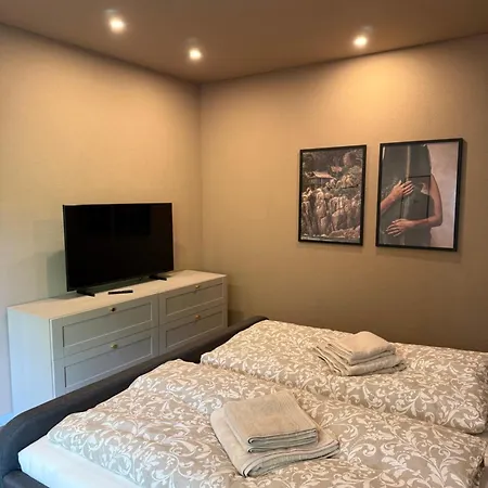 Liva Modernes Mit Kostenlosem Parkplatz Apartment *