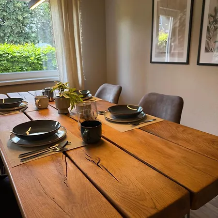 Liva Modernes Mit Kostenlosem Parkplatz Apartment Herdorf